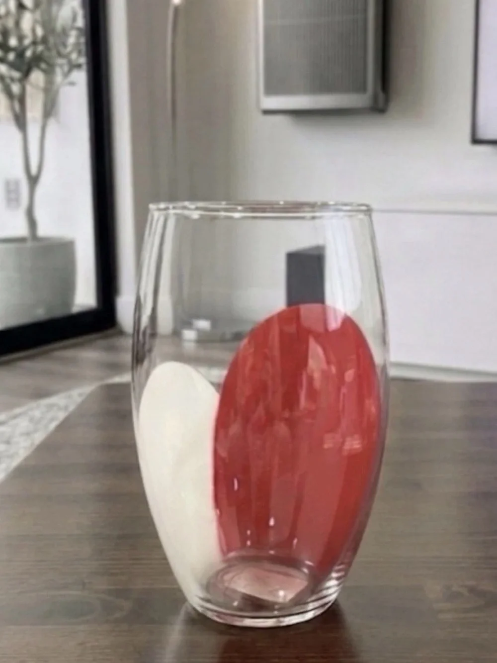 Modern Red & White Art Glass Vase – Minimalist Tall Rounded Decor